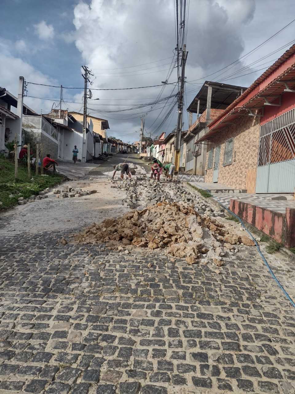 Camacã: Prefeitura trabalha para recuperar ruas danificadas pelas chuvas